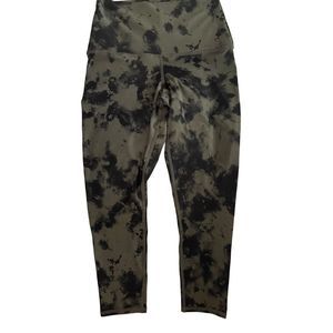 NEW Evolution and Creation Mia Green and Black‎ Camo High Waist Leggings — SZ M